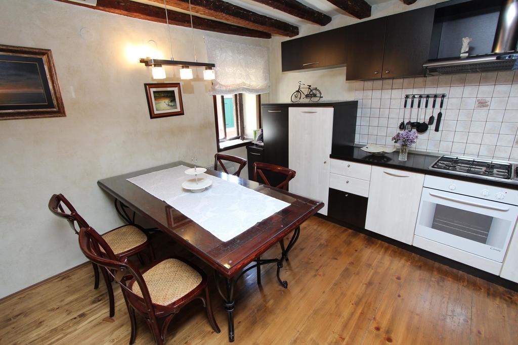 Apartment Midea Rovigno Esterno foto