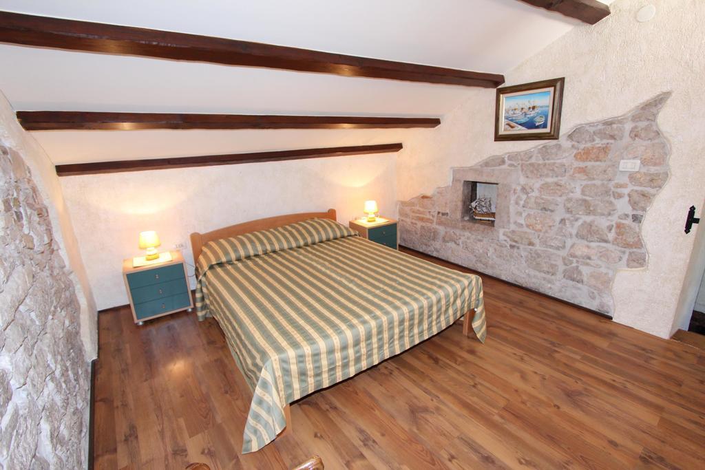 Apartment Midea Rovigno Esterno foto